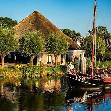 Loft In Romantische Stolpboerderij Bij Duingebied. Appartement *